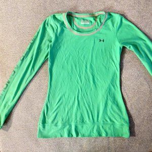 under armour long sleeved exercise shirt